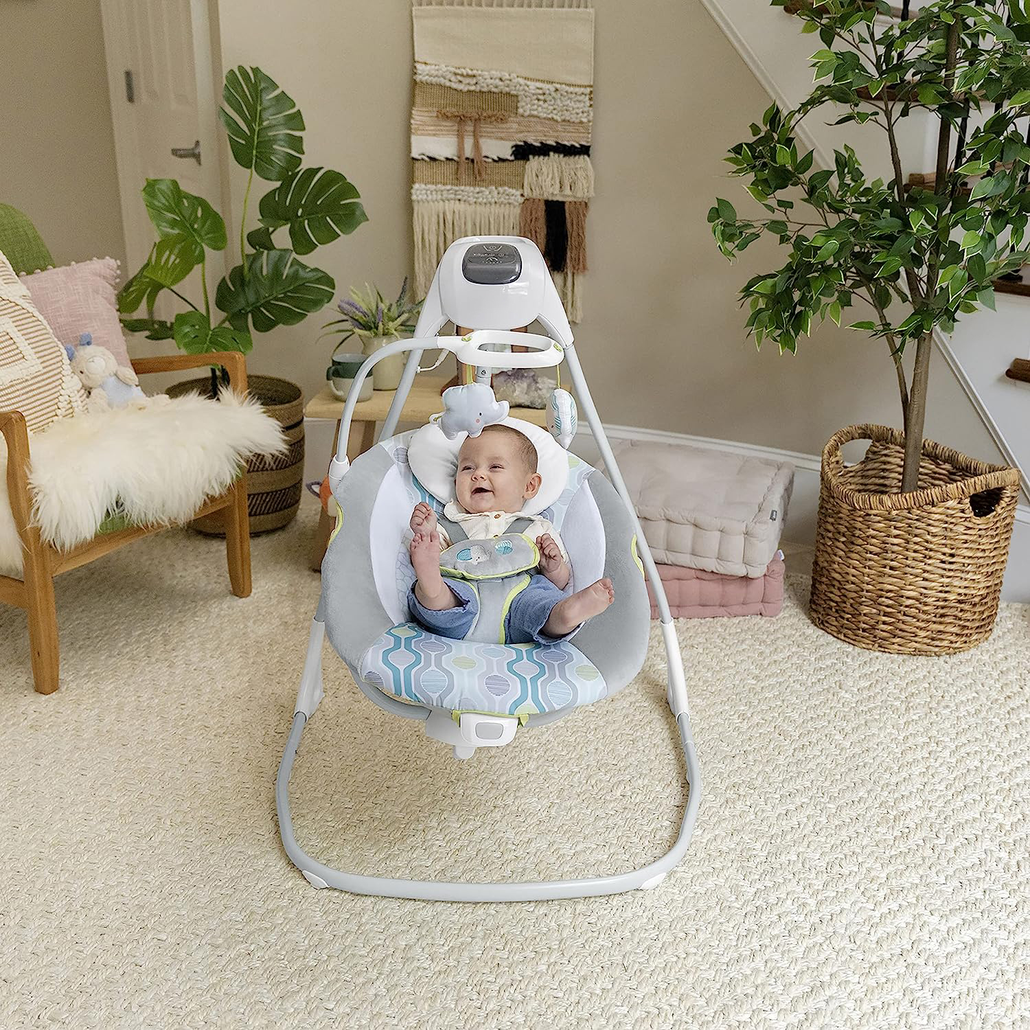 Lightweight Compact 6-Speed Multi-Direction Baby Swing, Vibrations & Nature Sounds, 0-9 Months 6-20 lbs (Pink Cassidy)