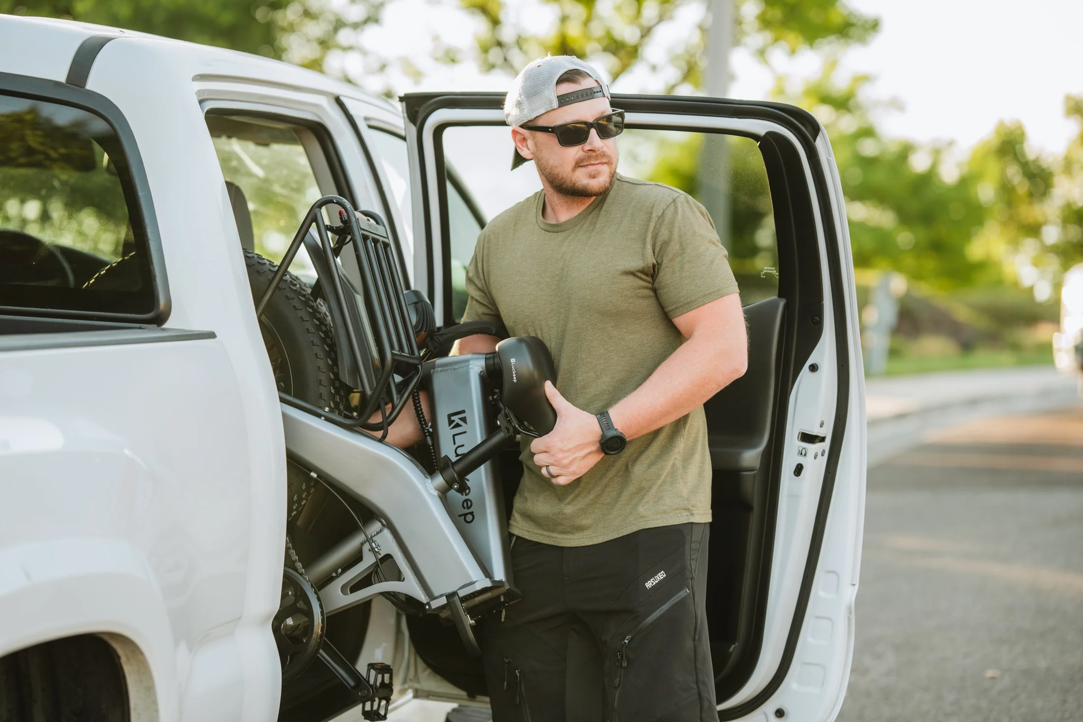 【Christmas discounts 🎄】🔥 Luckeep X1 Folding eBike｜1200W Motor｜48V15Ah Battery｜45 km/h Top Speed｜Long Range｜Off-Road｜Compact & Foldable