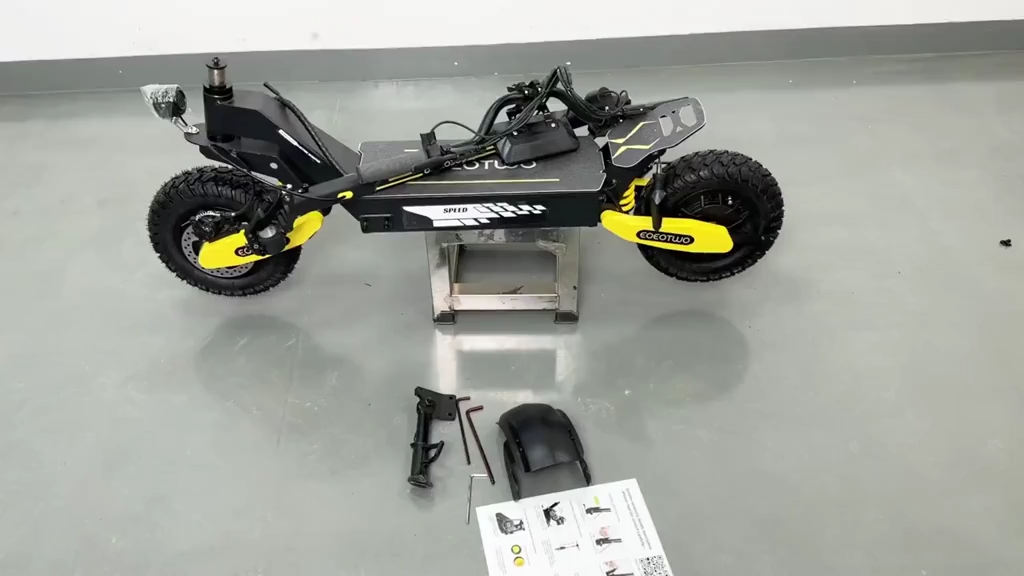 25/40 miles long distance, maximum speed of 28 MPH, 1200W electric scooter foldable, 11-inch off-road tires, turn signal lights, double suspension and double brakes