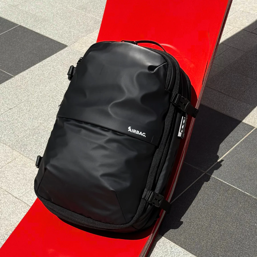 AIRBAG Black suitcase airbag